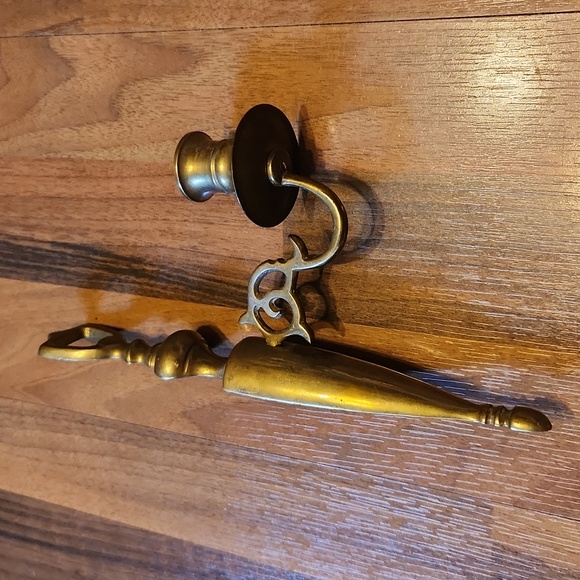 C.B.K. Vintage Brass Wall Sconces Candle Holders Hollywood Regency Matching Set - Picture 4 of 12